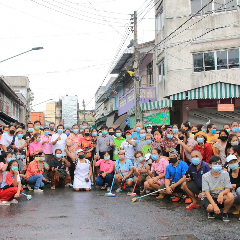 ทำความสะอาดฉีดล้าง และฉีดสารเคมีฆ่าเชื้อในบริเวณตลาดศาลเจ้า รูปภาพ 1