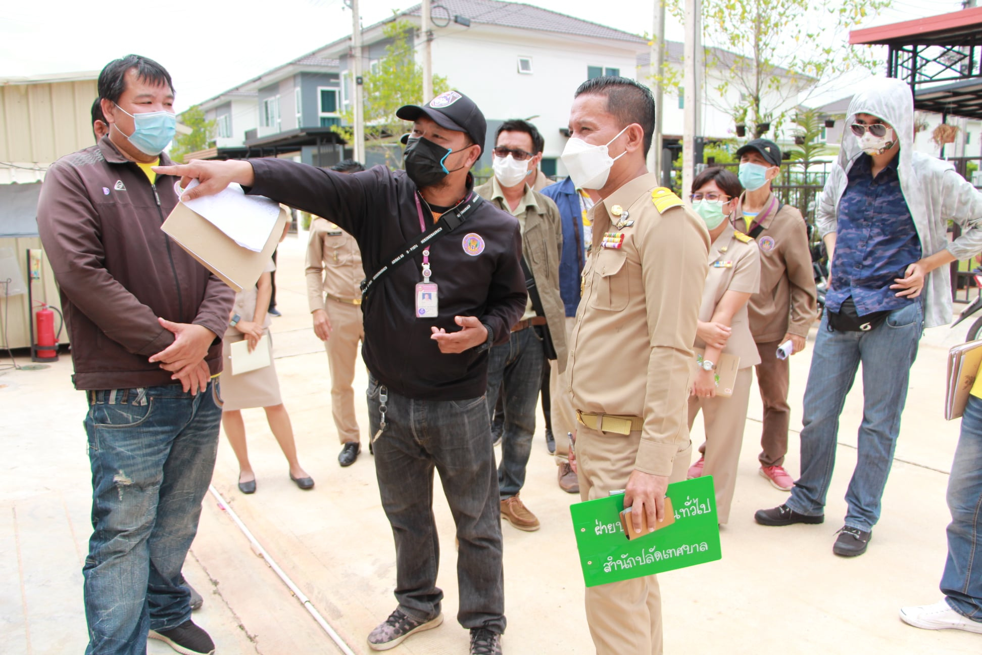 ลงพื้นที่หน้างานในการปฏิบัติงานของเจ้าหน้าที่กองสารสนเทศภาษี รูปภาพ 1