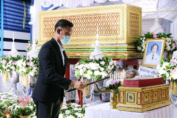 พิธีบำเพ็ญกุศลศพคุณแม่วาสนา ศรีรักษา อายุ ๗๕ ปี รูปภาพ 1