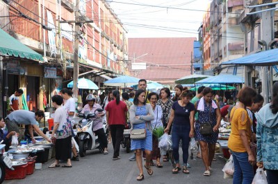 &quot;ตลาดศรีไชยา&quot; ตลาดประมงพื้นบ้านที่เก่าแก่ของพี่น้องชาวบ้านดอ ... Image 1