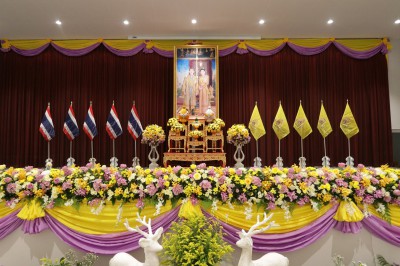 เทศบาลนครสุราษฎร์ธานีเข้ารับพระราชทานพระบรมฉายาลักษณ์ Image 1