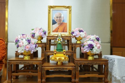 รับไฟพระฤกษ์ประทานจากสมเด็จอริยะวงศาดตญาณฯ Image 1