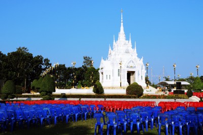 เตรียมความพร้อมสถานที่สวดมนต์ข้ามปี Image 1