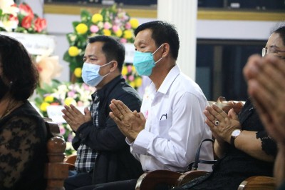 ร่วมพิธีบำเพ็ญกุศลศพ คุณแม่เตียง สงคสุภา รูปภาพ 1